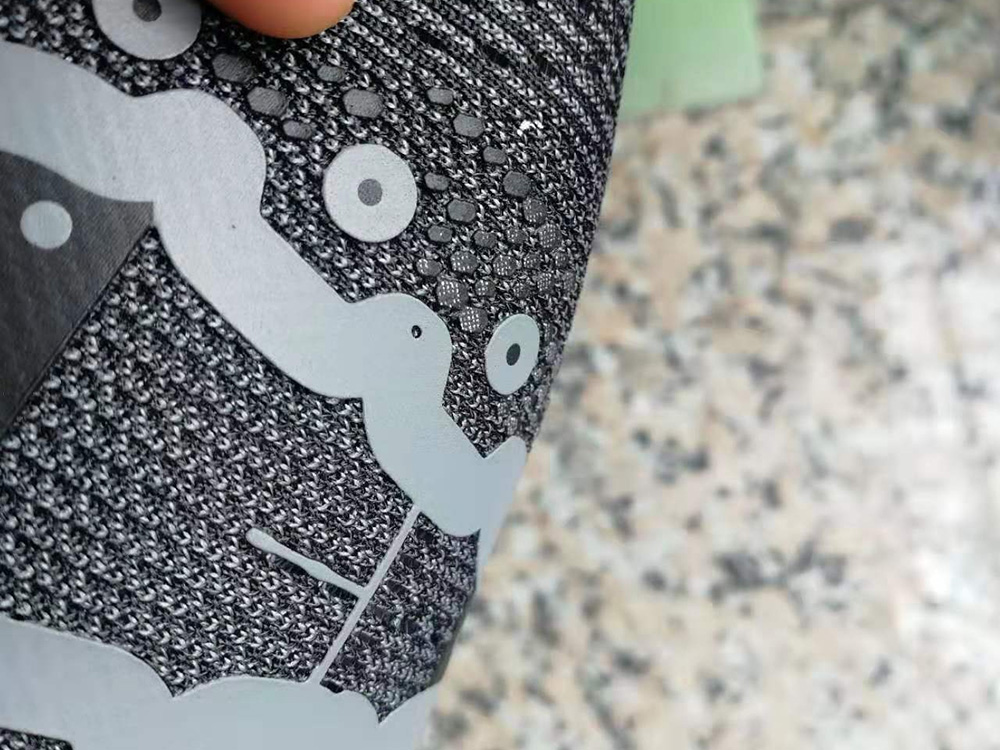 Polyurethane resin for Shoe screen printing ink - thick plate